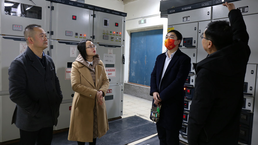 集團董事王玉梁帶隊督查綿投大廈安全生產(chǎn)和疫情防控等工作